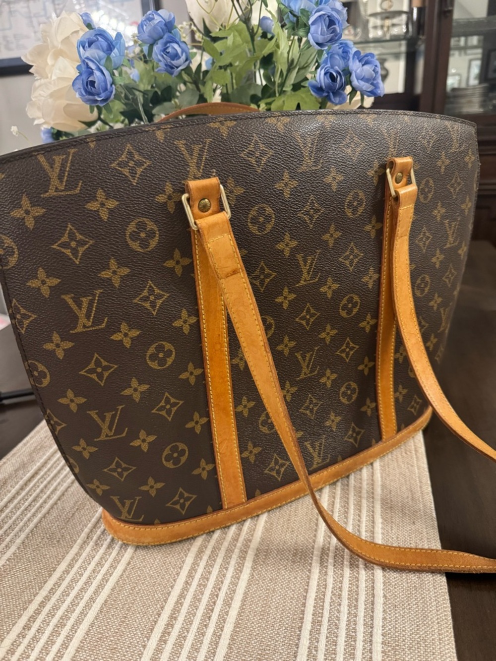 Louis Vuitton Monogram Canvas Tote zip closure in Brown with Tan Trim and Straps